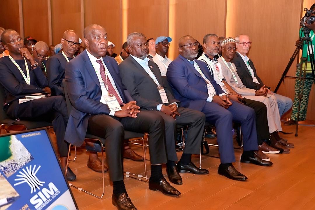 21a2ead3-3abd-4d85-a4d8-421642905f85