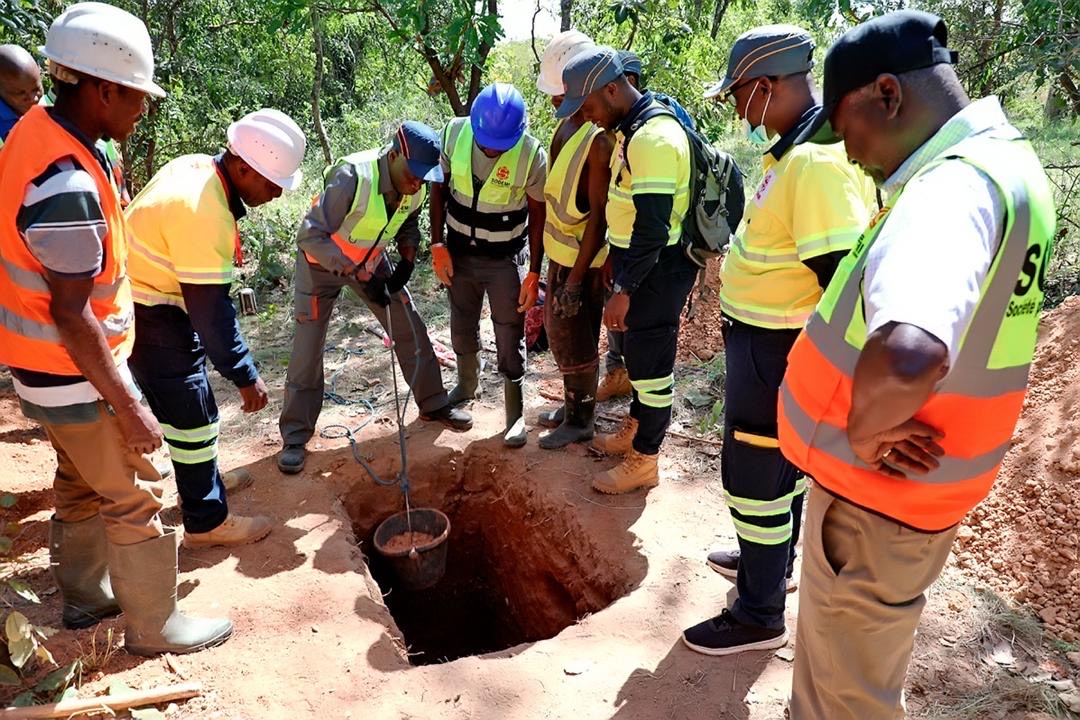 b2336f79-97a0-45e9-ad0a-dfdd073af7cf