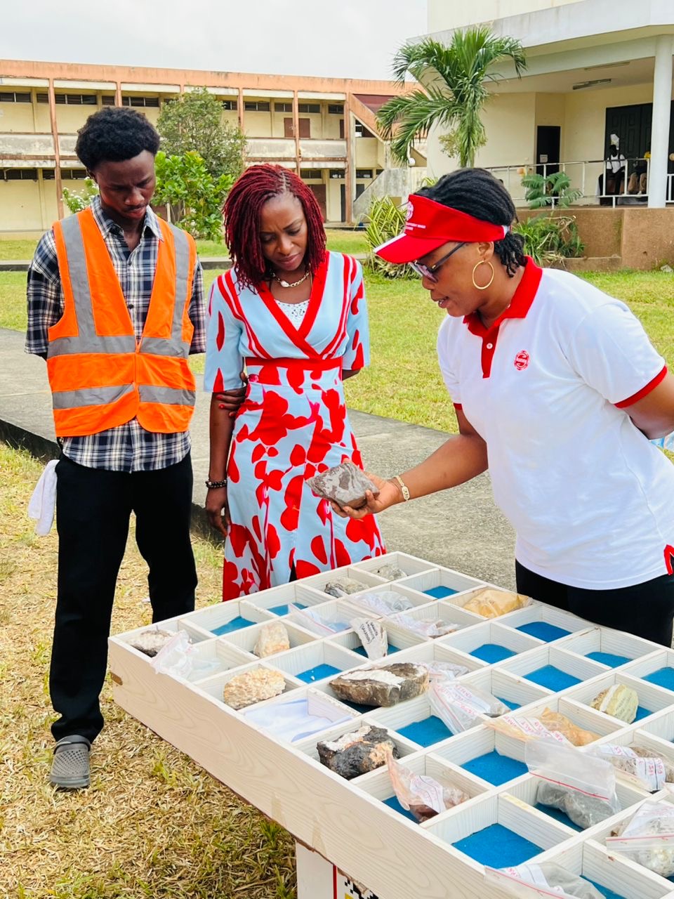 30b85ffd-4d9a-4277-886c-de7066da188d