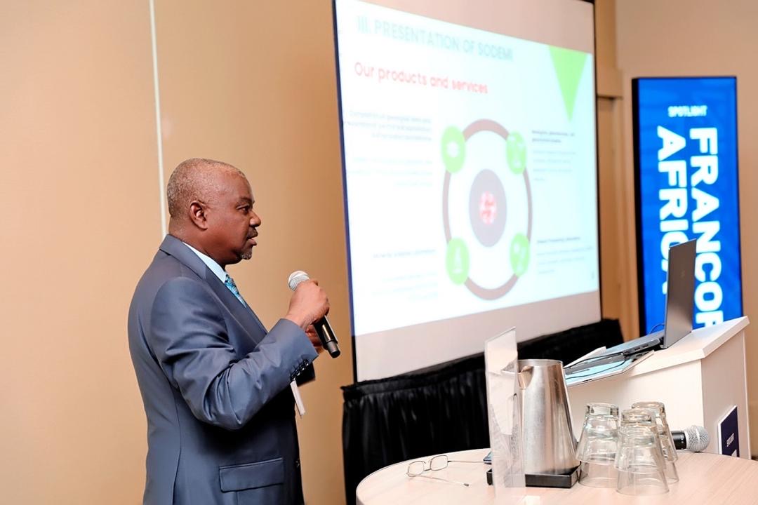 e6e7a674-9868-41e6-858e-38c38c3a5ca0